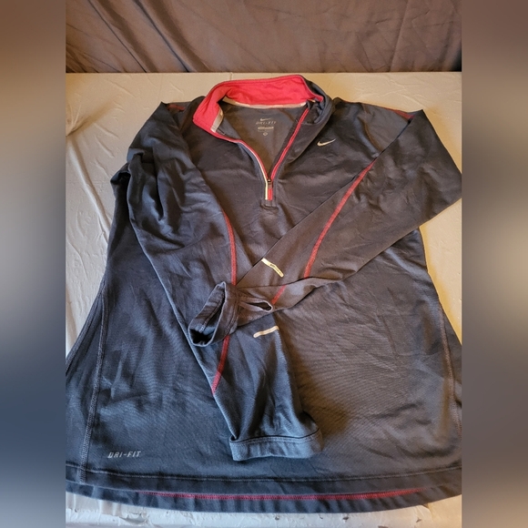 Nike Women Running Zip Pull Over, Size Medium - Picture 3 of 6